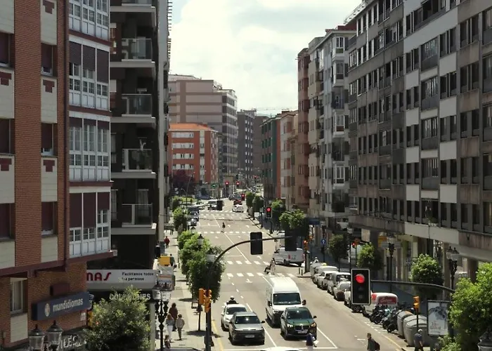 Rocamar Centro Playa San Lorenzo - Parking Gratuito