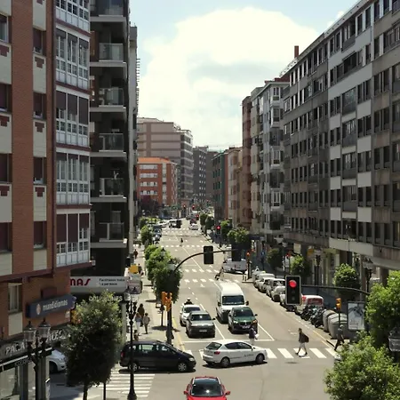 Rocamar Centro Playa San Lorenzo - Parking Gratuito